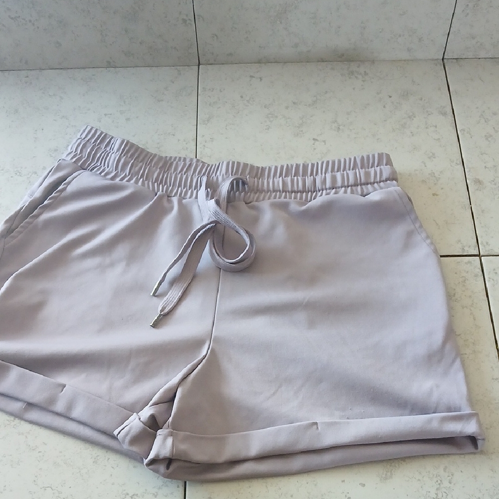 Shosho Women's Casual Light Purple Cuffed Shorts